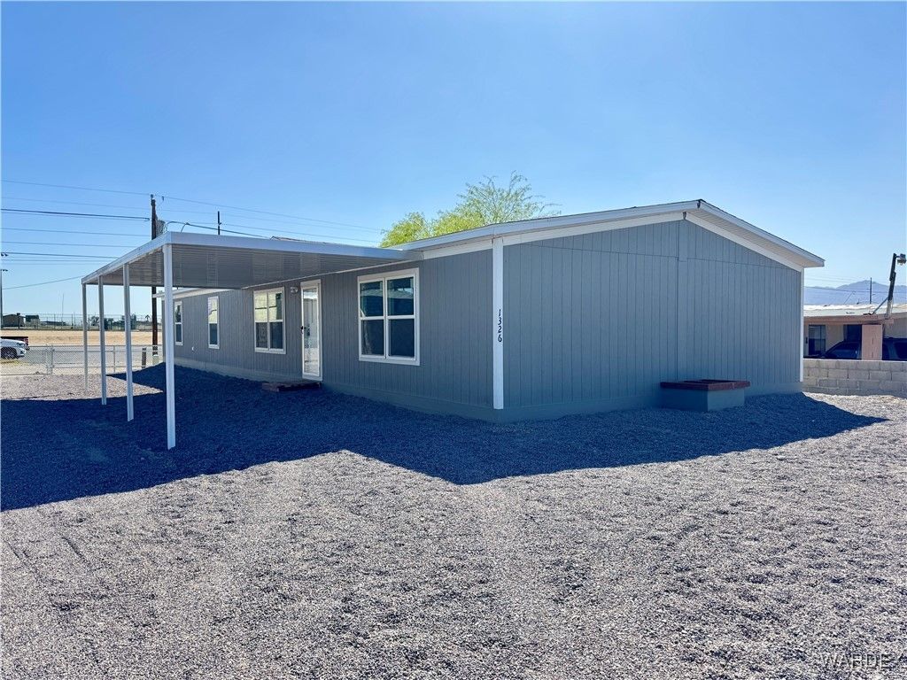1326 Agate Avenue, Bullhead City, AZ 86442