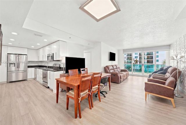 7501 E Treasure Dr 2S, North Bay Village, FL 33141