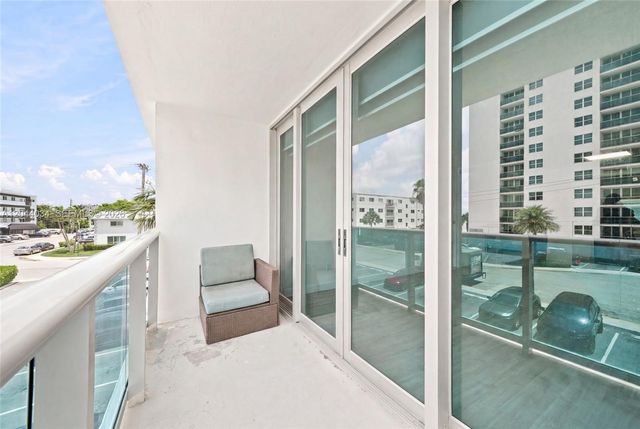 7501 E Treasure Dr 2S, North Bay Village, FL 33141