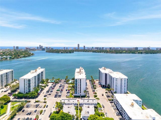 7501 E Treasure Dr 2S, North Bay Village, FL 33141