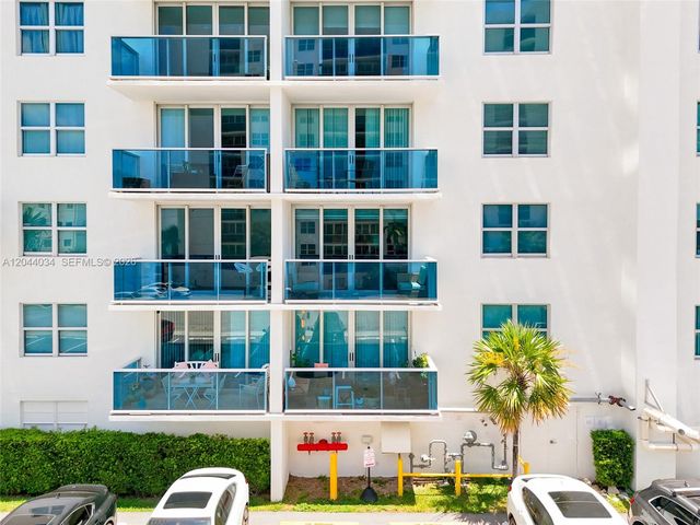 7501 E Treasure Dr 2S, North Bay Village, FL 33141