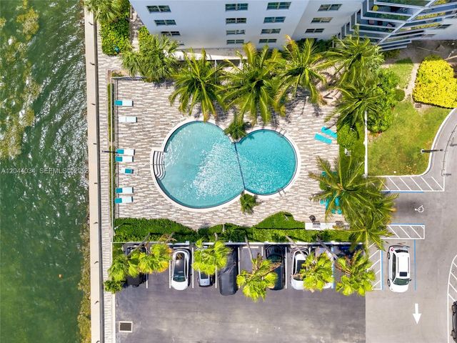 7501 E Treasure Dr 2S, North Bay Village, FL 33141