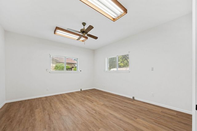 1426 N Melrose LN, Wichita, KS 67212