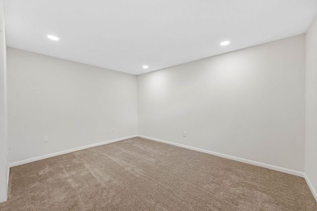 1426 N Melrose LN, Wichita, KS 67212