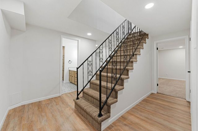 1426 N Melrose LN, Wichita, KS 67212