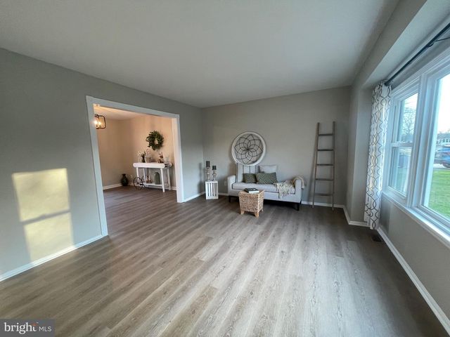 5 FENWICK LANE, Pennsville, NJ 08070