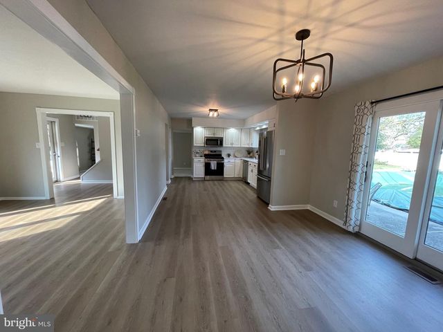 5 FENWICK LANE, Pennsville, NJ 08070