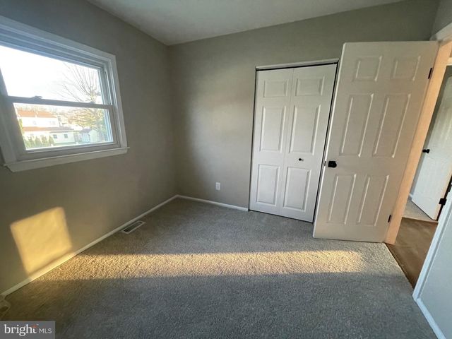 5 FENWICK LANE, Pennsville, NJ 08070