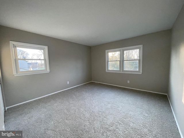 5 FENWICK LANE, Pennsville, NJ 08070