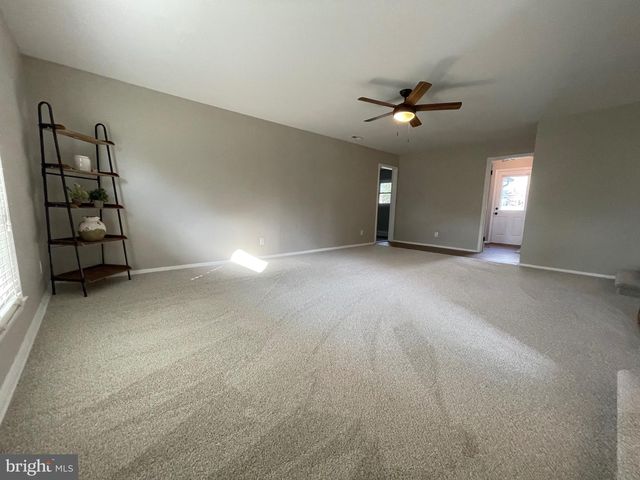 5 FENWICK LANE, Pennsville, NJ 08070