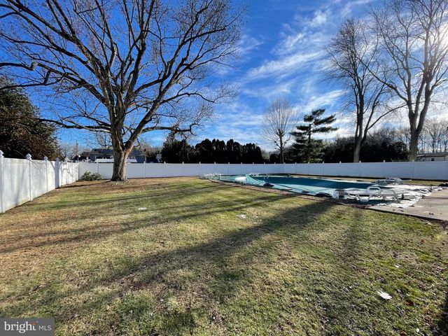 5 FENWICK LANE, Pennsville, NJ 08070