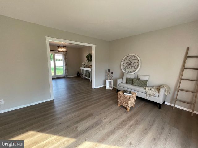 5 FENWICK LANE, Pennsville, NJ 08070