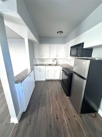 1417 Bennett Avenue, Dallas, TX 75206