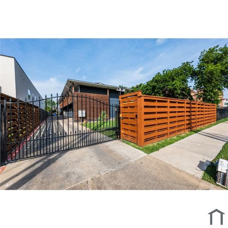 1417 Bennett Avenue, Dallas, TX 75206
