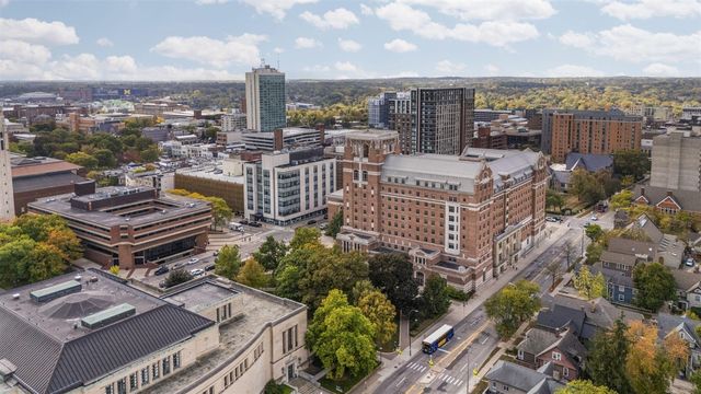 921 E Huron Street 6, Ann Arbor, MI 48104