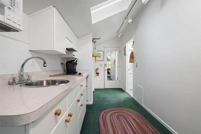 921 E Huron Street 6, Ann Arbor, MI 48104