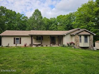 1133 W Laurel Way, Monterey, TN 38574