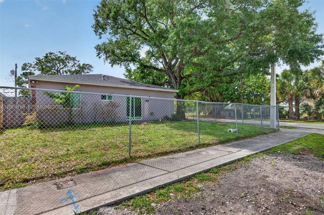 375 NW 28th Ave, Fort Lauderdale, FL 33311