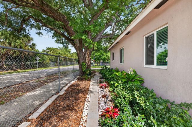 375 NW 28th Ave, Fort Lauderdale, FL 33311