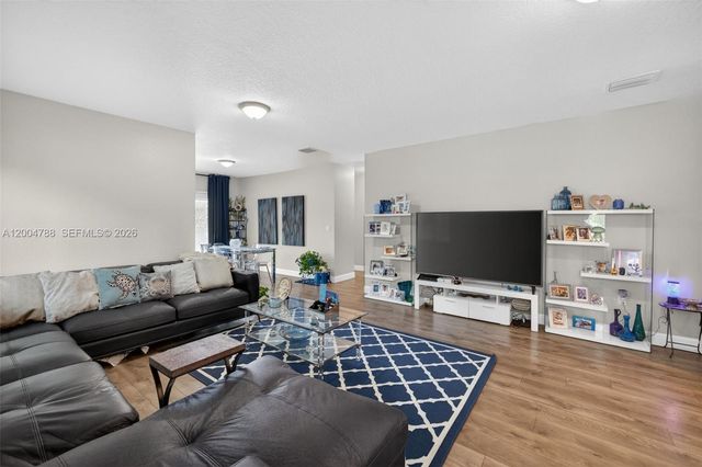 375 NW 28th Ave, Fort Lauderdale, FL 33311