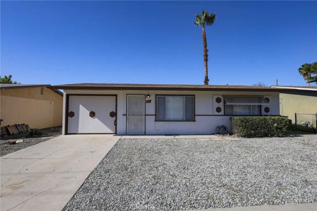 811 S State, Hemet, CA 92543