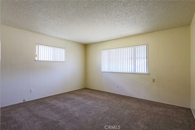 811 S State, Hemet, CA 92543