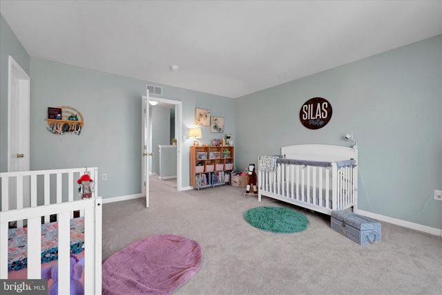 186 N MELHORN DR, Mount Joy, PA 17552