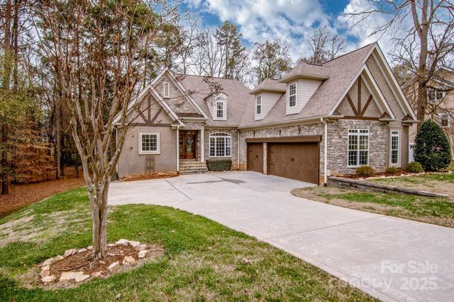 7957 Glen Abbey Circle, Stanley, NC 28164