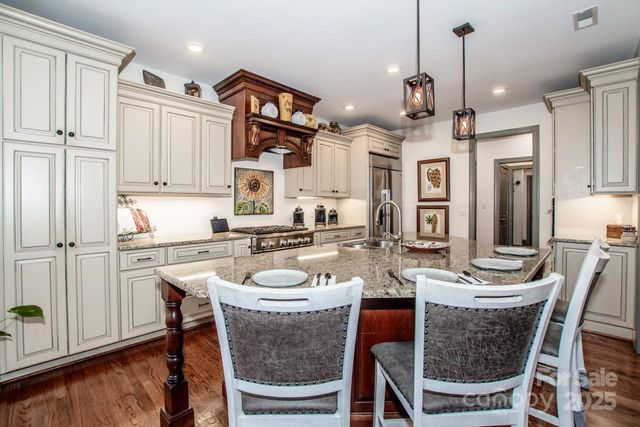 7957 Glen Abbey Circle, Stanley, NC 28164