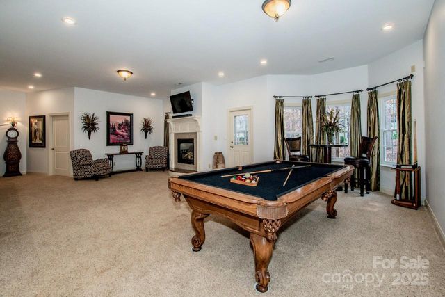 7957 Glen Abbey Circle, Stanley, NC 28164