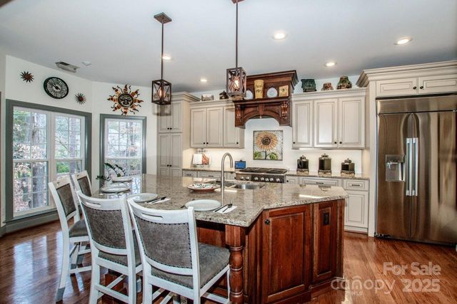 7957 Glen Abbey Circle, Stanley, NC 28164