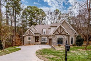 7957 Glen Abbey Circle, Stanley, NC 28164