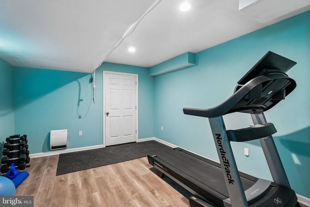 4 POND VIEW LN, Titusville, NJ 08560