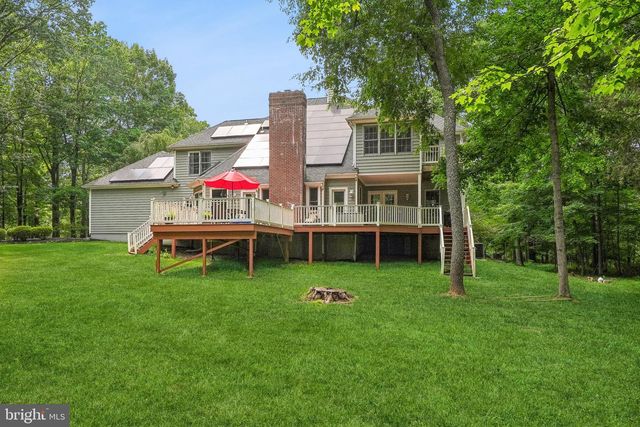 4 POND VIEW LN, Titusville, NJ 08560