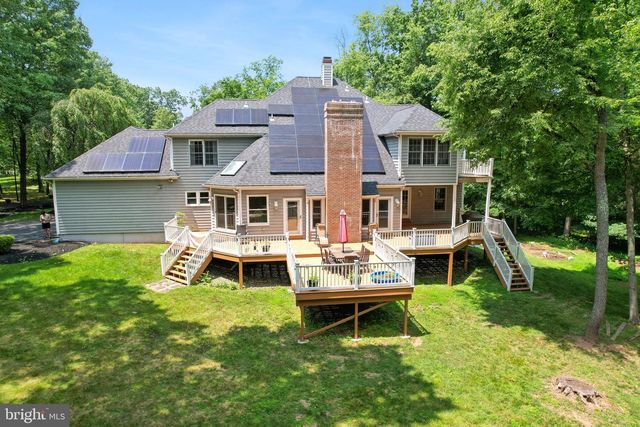 4 POND VIEW LN, Titusville, NJ 08560