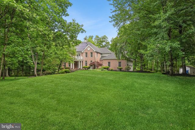 4 POND VIEW LN, Titusville, NJ 08560