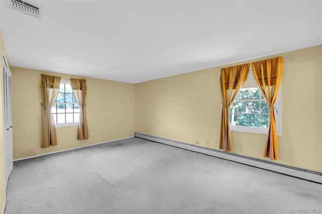 35 Royalston Lane, Centereach, NY 11720