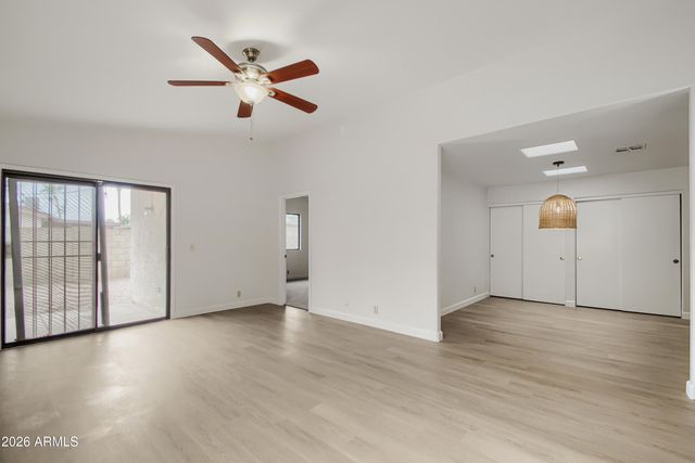 11140 N 82ND Drive, Peoria, AZ 85345