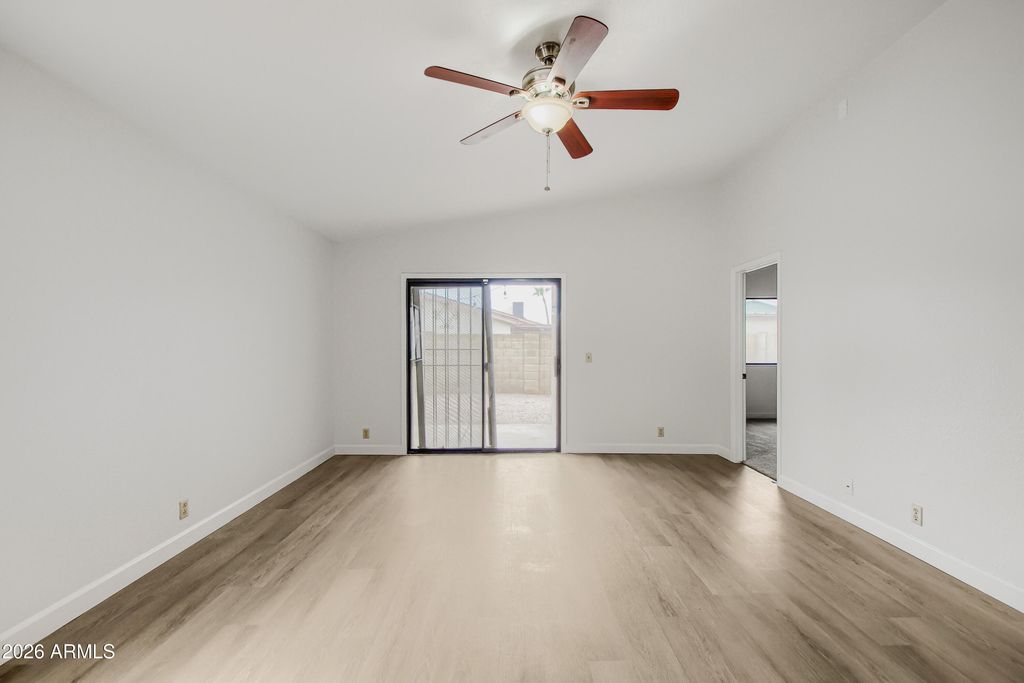 11140 N 82ND Drive, Peoria, AZ 85345 — photo 5