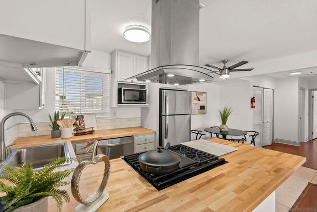 631 7th St 13, Imperial Beach, CA 91932