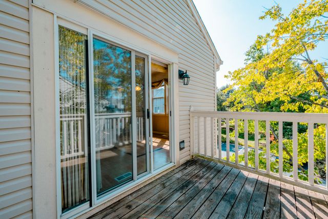 621 W Natalie Lane, Addison, IL 60101