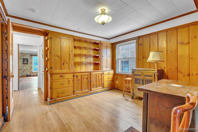 941 N Melborn Street, Dearborn, MI 48128