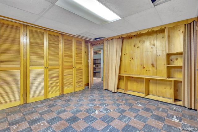 941 N Melborn Street, Dearborn, MI 48128