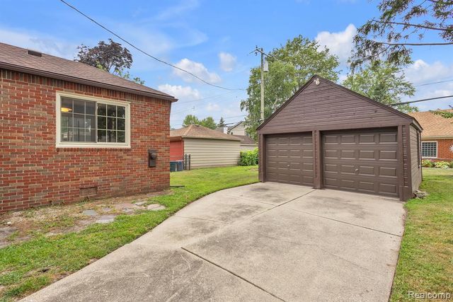 941 N Melborn Street, Dearborn, MI 48128