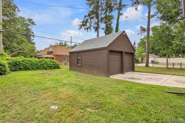 941 N Melborn Street, Dearborn, MI 48128
