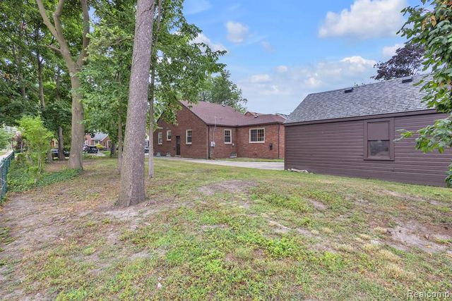 941 N Melborn Street, Dearborn, MI 48128