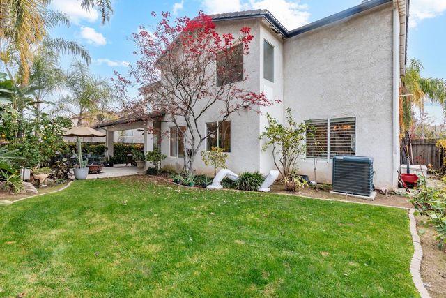 2170 W Beechwood Avenue, Fresno, CA 93711