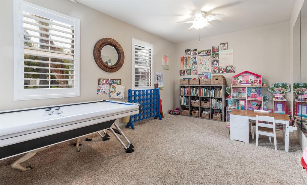 Image 26 of property listing at 2170 W Beechwood Avenue, Fresno, CA 93711