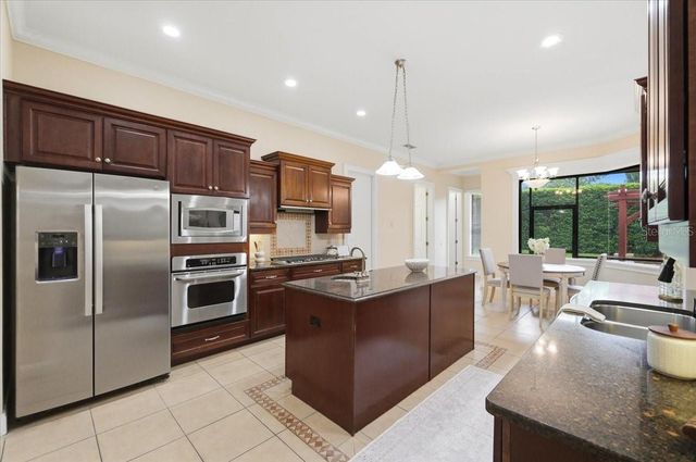 5112 HIGHLANDS LAKEVIEW LOOP, Lakeland, FL 33812