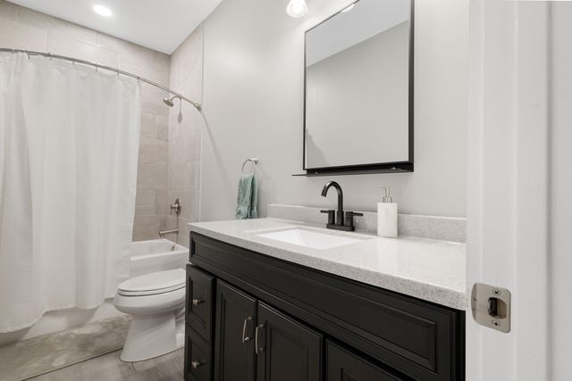 3331 Blarney Drive, Warren Twp, IN 46628